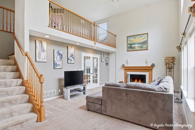 283 Spring Lake Drive, Round Lake, IL 60073