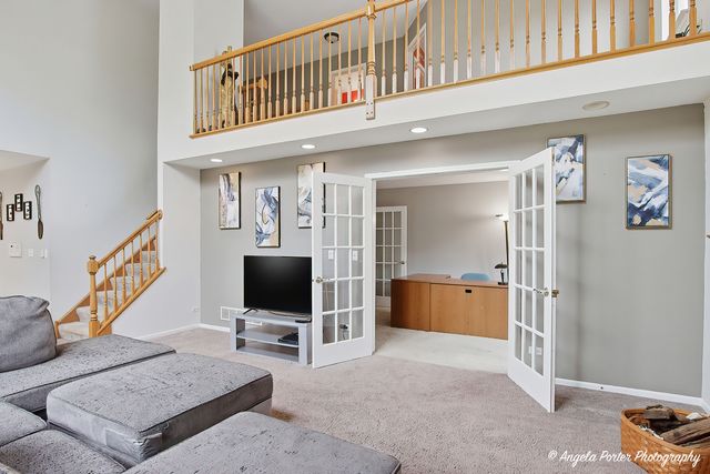 283 Spring Lake Drive, Round Lake, IL 60073