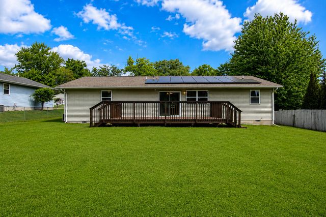 7205 W 141st Place, Cedar Lake, IN 46303