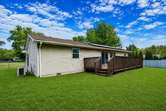 7205 W 141st Place, Cedar Lake, IN 46303