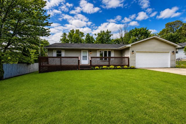 7205 W 141st Place, Cedar Lake, IN 46303