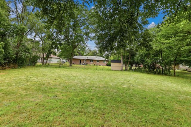 6717 65th Avenue N, Brooklyn Park, MN 55428