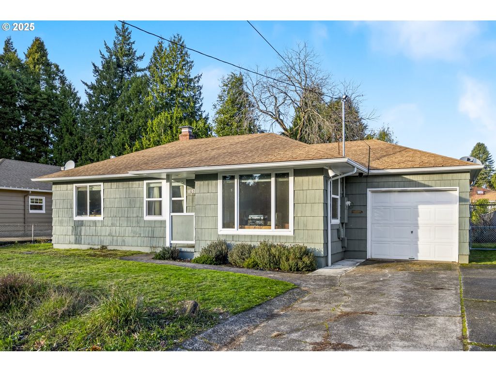 10361 Ne SACRAMENTO St, Portland, OR 97220