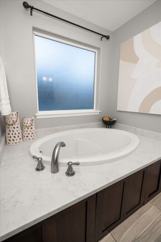 1602 S Canyon Woods Ln, Spokane, WA 99224