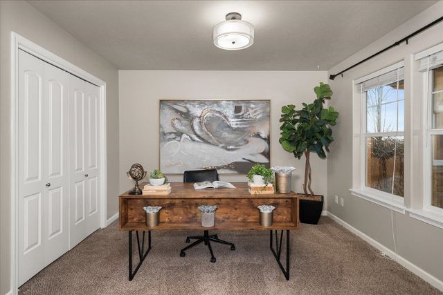 1602 S Canyon Woods Ln, Spokane, WA 99224