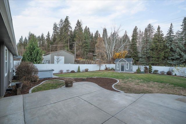 1602 S Canyon Woods Ln, Spokane, WA 99224