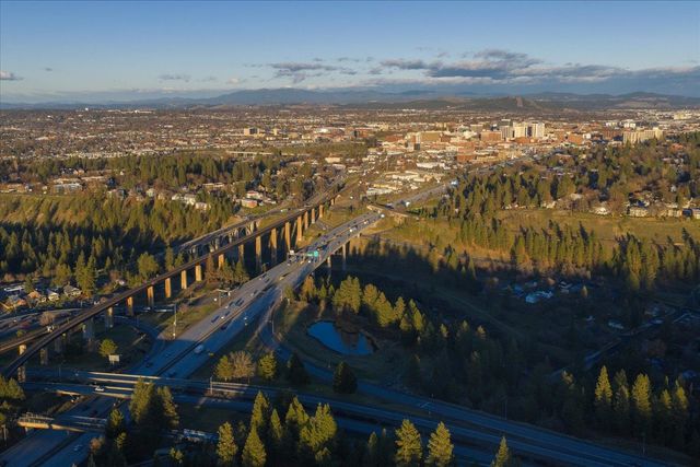 1602 S Canyon Woods Ln, Spokane, WA 99224