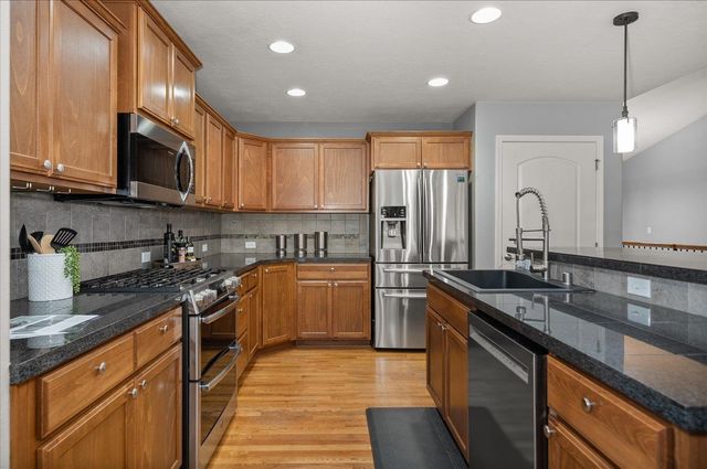 1602 S Canyon Woods Ln, Spokane, WA 99224