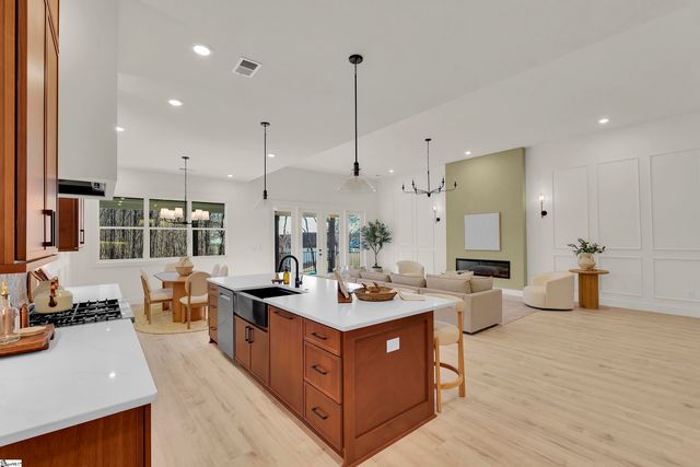 3798B Ballenger Road, Greer, SC 29361