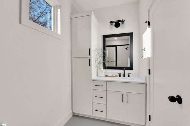 3798B Ballenger Road, Greer, SC 29361