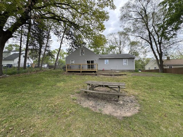 2541 Day Avenue, Grand Rapids, MI 49544