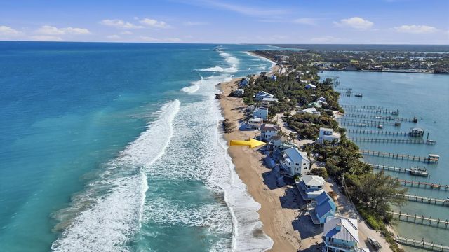 1031 SE Macarthur Boulevard, Stuart, FL 34996