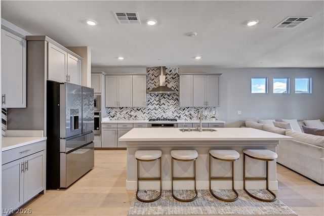 7572 Mount Spokane Court, Las Vegas, NV 89113