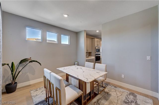7572 Mount Spokane Court, Las Vegas, NV 89113