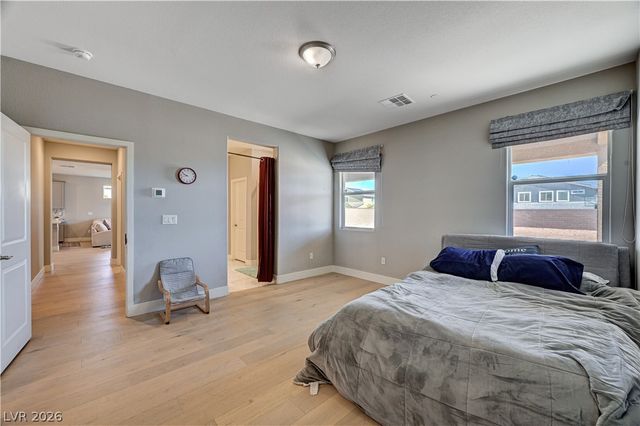 7572 Mount Spokane Court, Las Vegas, NV 89113