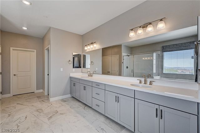 7572 Mount Spokane Court, Las Vegas, NV 89113