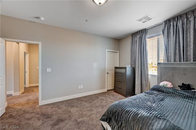 7572 Mount Spokane Court, Las Vegas, NV 89113