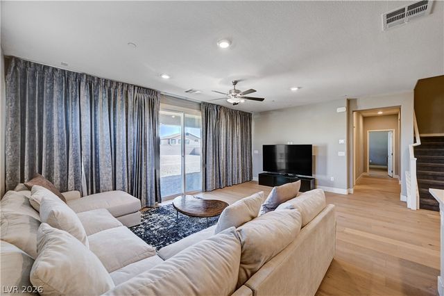 7572 Mount Spokane Court, Las Vegas, NV 89113