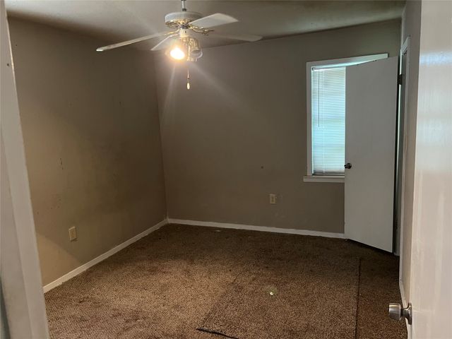 518 Stonewall Drive, Euless, TX 76039