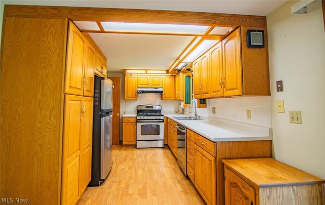 135 Cranberry Street, Washington, WV 26181