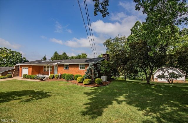 135 Cranberry Street, Washington, WV 26181
