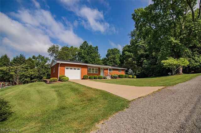 135 Cranberry Street, Washington, WV 26181