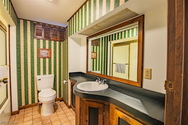135 Cranberry Street, Washington, WV 26181
