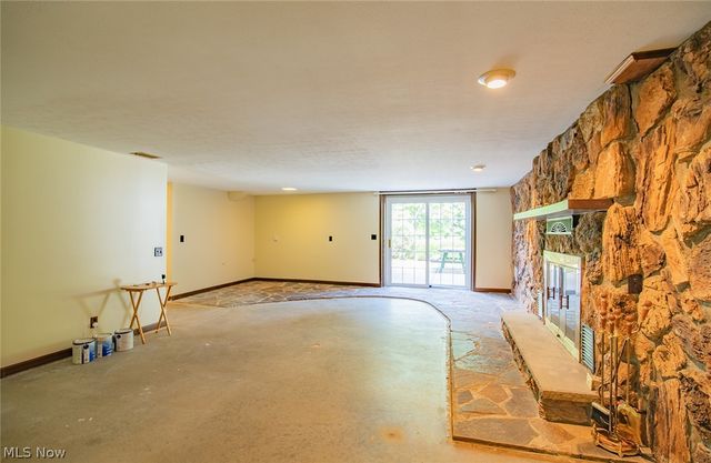 135 Cranberry Street, Washington, WV 26181