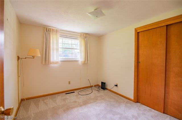 135 Cranberry Street, Washington, WV 26181