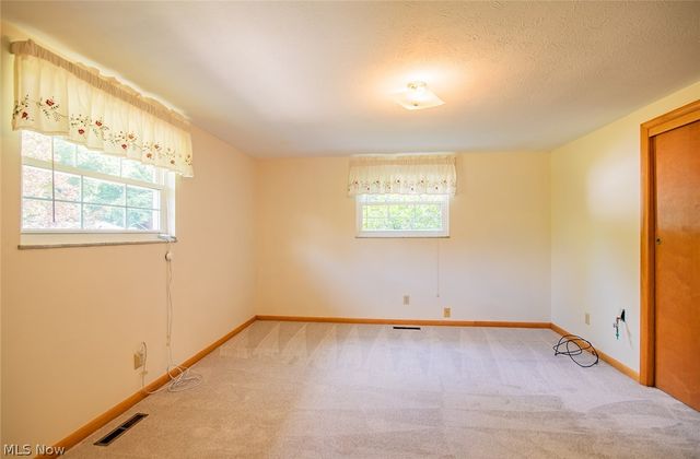 135 Cranberry Street, Washington, WV 26181