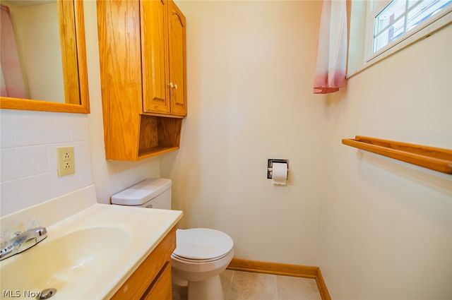135 Cranberry Street, Washington, WV 26181