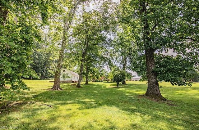 135 Cranberry Street, Washington, WV 26181