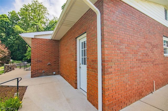 135 Cranberry Street, Washington, WV 26181