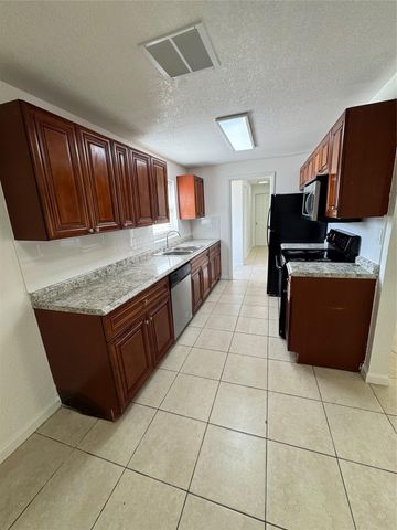 5179 Pat Place, West Palm Beach, FL 33407