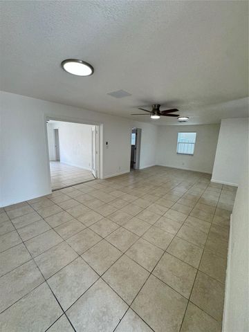 5179 Pat Place, West Palm Beach, FL 33407