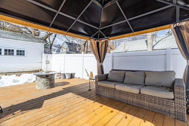 21 Porter St, Leominster, MA 01453