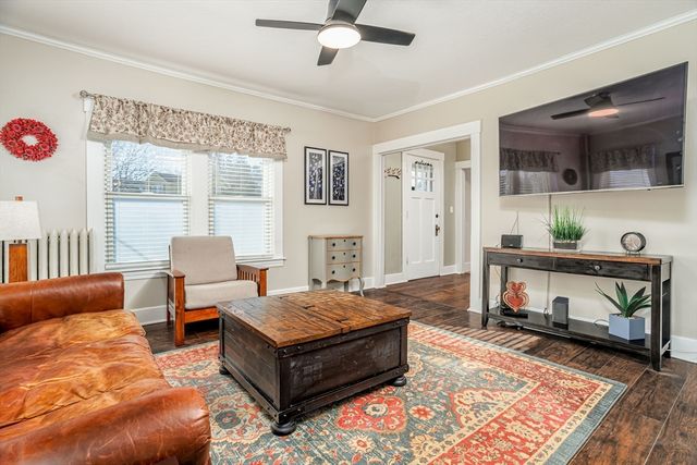 21 Porter St, Leominster, MA 01453