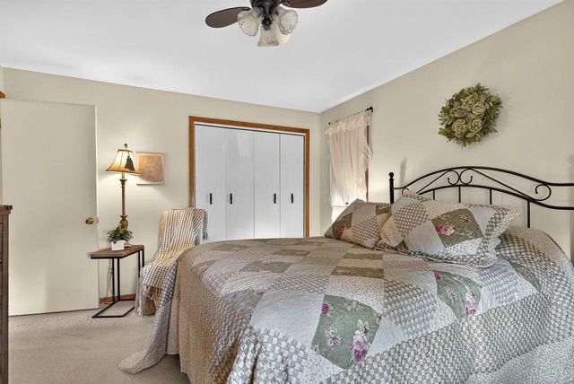 750 WANDA AVENUE, Neenah, WI 54956