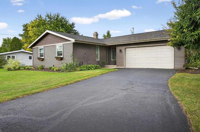 750 WANDA AVENUE, Neenah, WI 54956