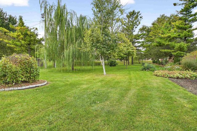 750 WANDA AVENUE, Neenah, WI 54956