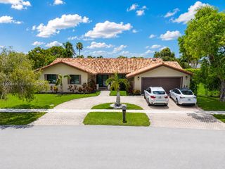 448 Sailboat Circle, Weston, FL 33326