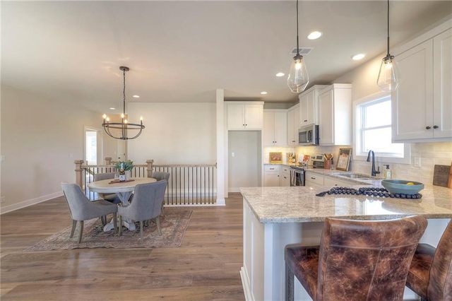 17079 W 168th Place, Olathe, KS 66062