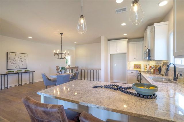 17079 W 168th Place, Olathe, KS 66062