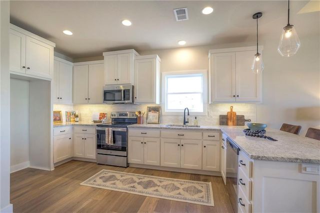 17079 W 168th Place, Olathe, KS 66062