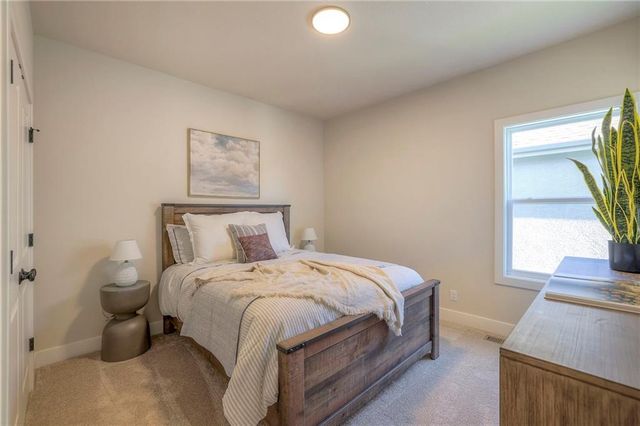 17079 W 168th Place, Olathe, KS 66062