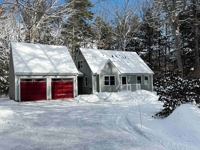 22 Brae Burn Road, Moultonborough, NH 03254