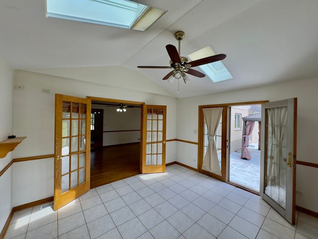 10433 Amber Lane, Orland Park, IL 60467