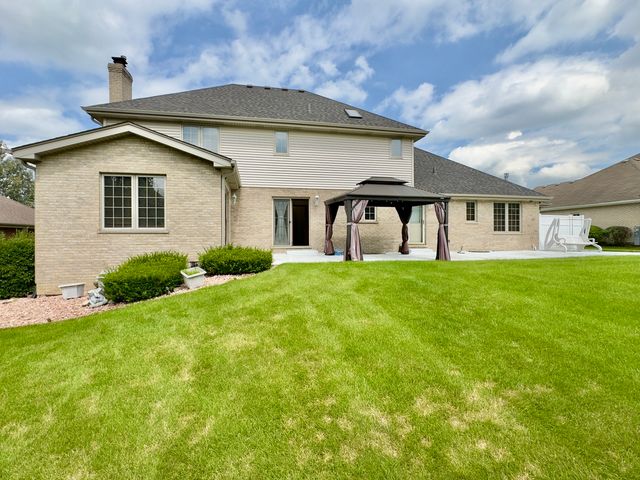 10433 Amber Lane, Orland Park, IL 60467