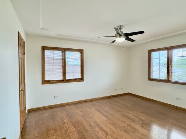 10433 Amber Lane, Orland Park, IL 60467
