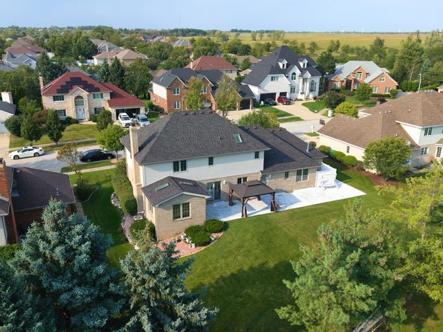 10433 Amber Lane, Orland Park, IL 60467